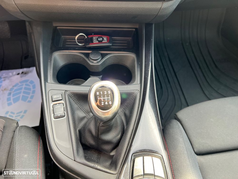 BMW 116 d EDynamics Line Sport - 24