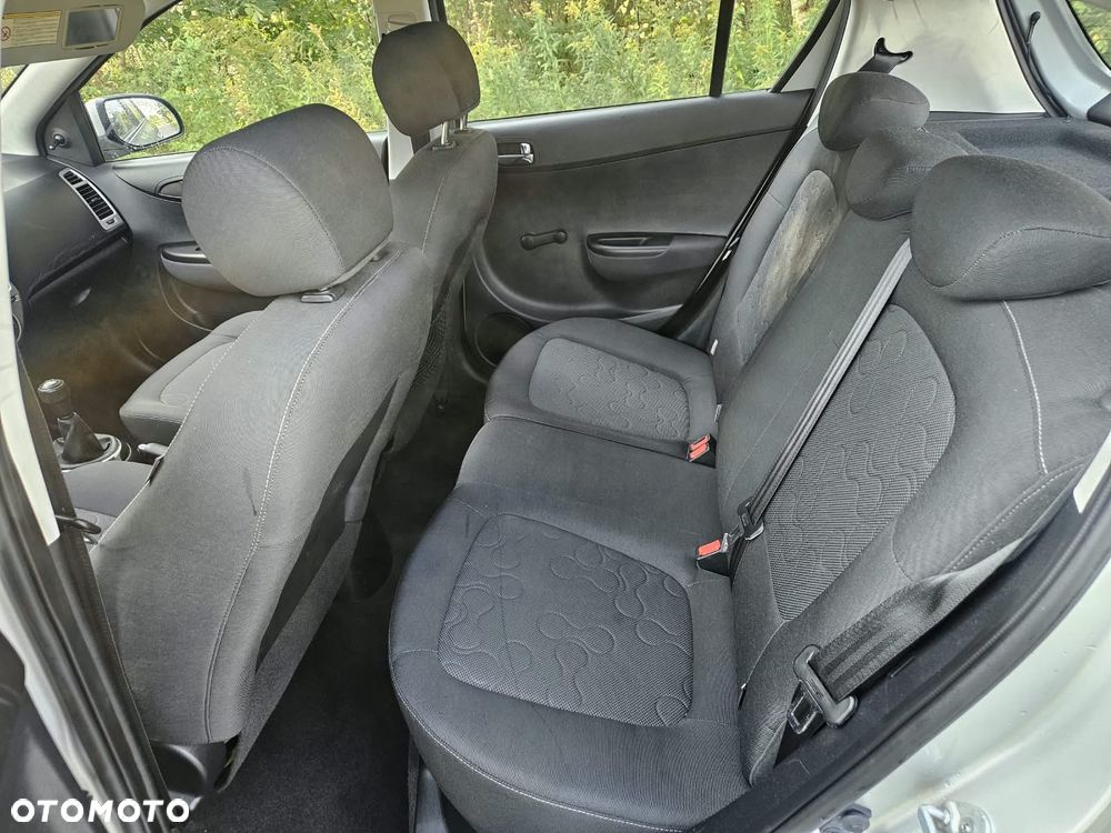 Hyundai i20 1.2 Fifa World Cup Edition - 19