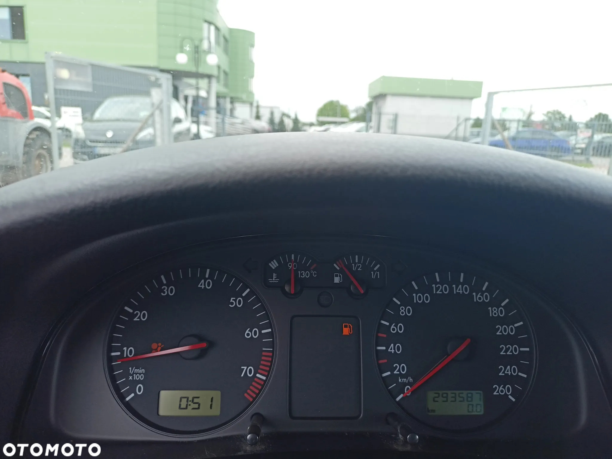 Volkswagen Passat 1.8 - 12