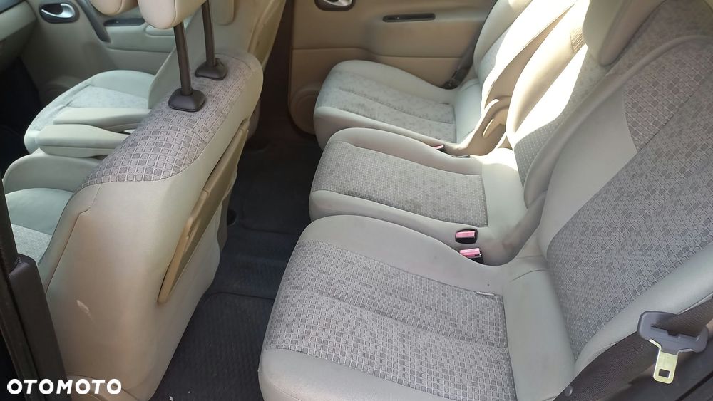 Renault Scenic 1.5 dCi Alize - 5