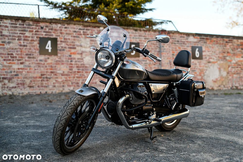 Moto Guzzi V9 - 17