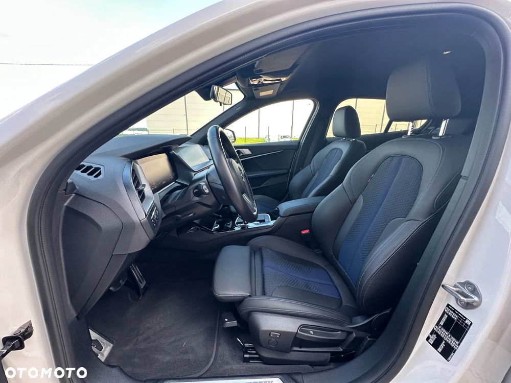 BMW Seria 1 118i M Sport - 12