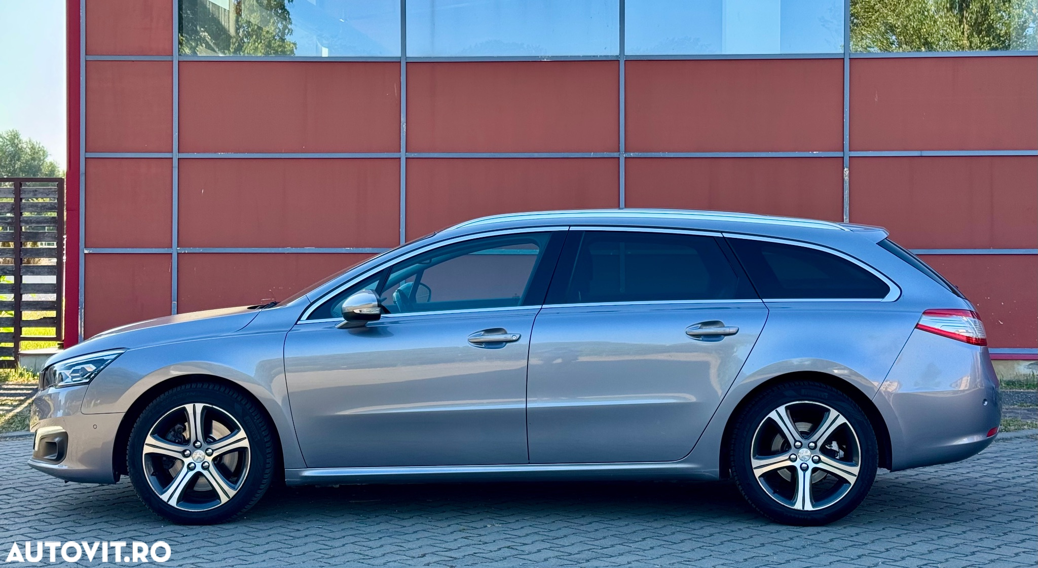 Peugeot 508 SW BlueHDi 180 EAT6 Stop&Start GT - 21