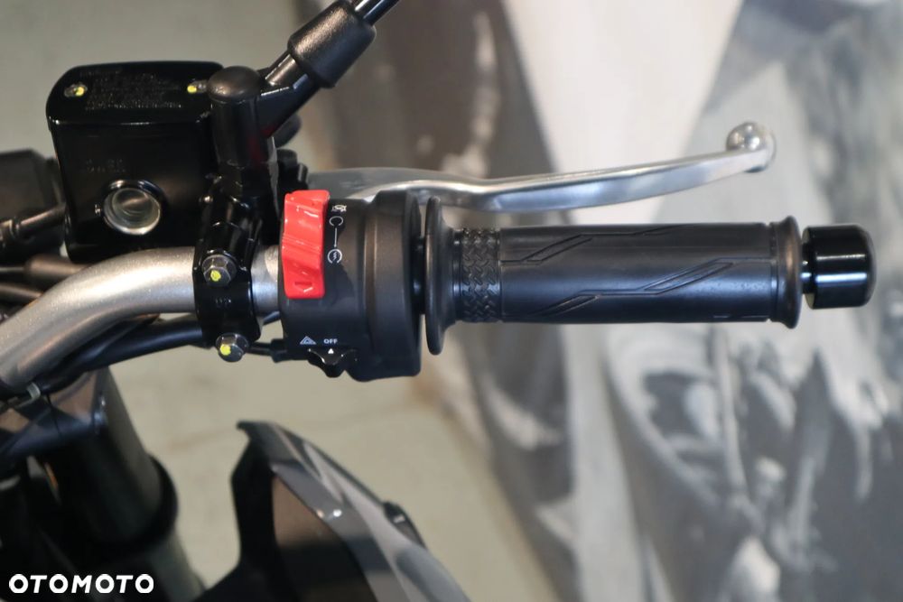 Yamaha MT - 13