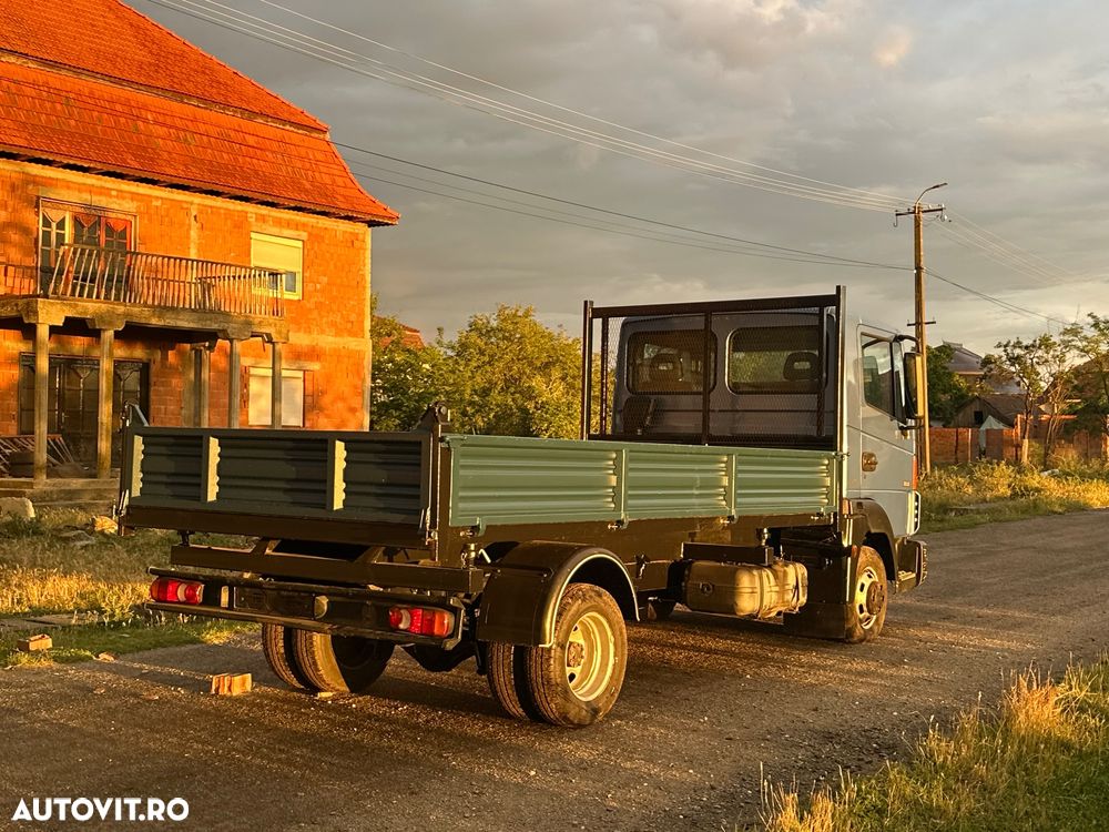 Nissan Atleon - 3