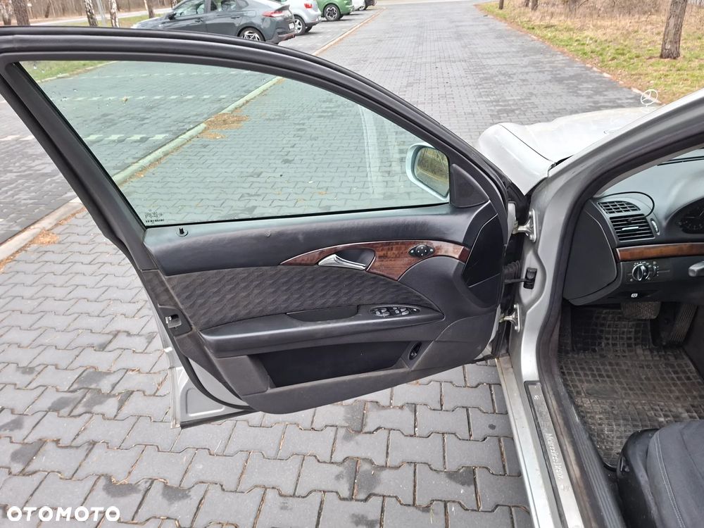 Mercedes-Benz Klasa E 220 CDI Automatik Avantgarde DPF - 5