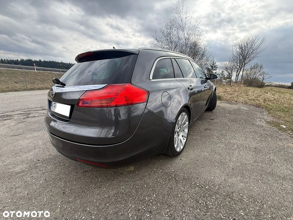 Opel Insignia - 11