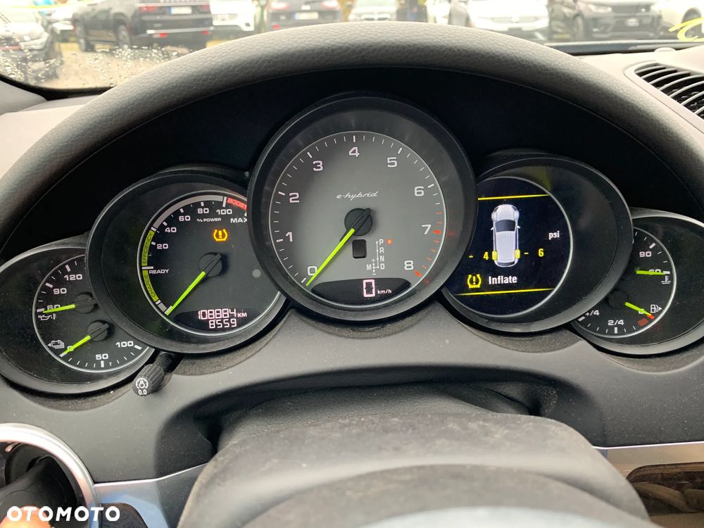 Porsche Cayenne S e-Hybrid Platinum Edition - 24