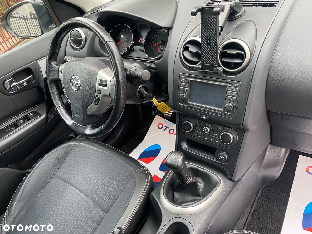 Nissan Qashqai 1.6 360 - 13