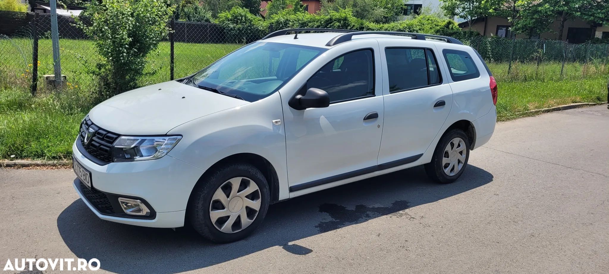 Dacia Logan 0.9 TCe Laureate - 1