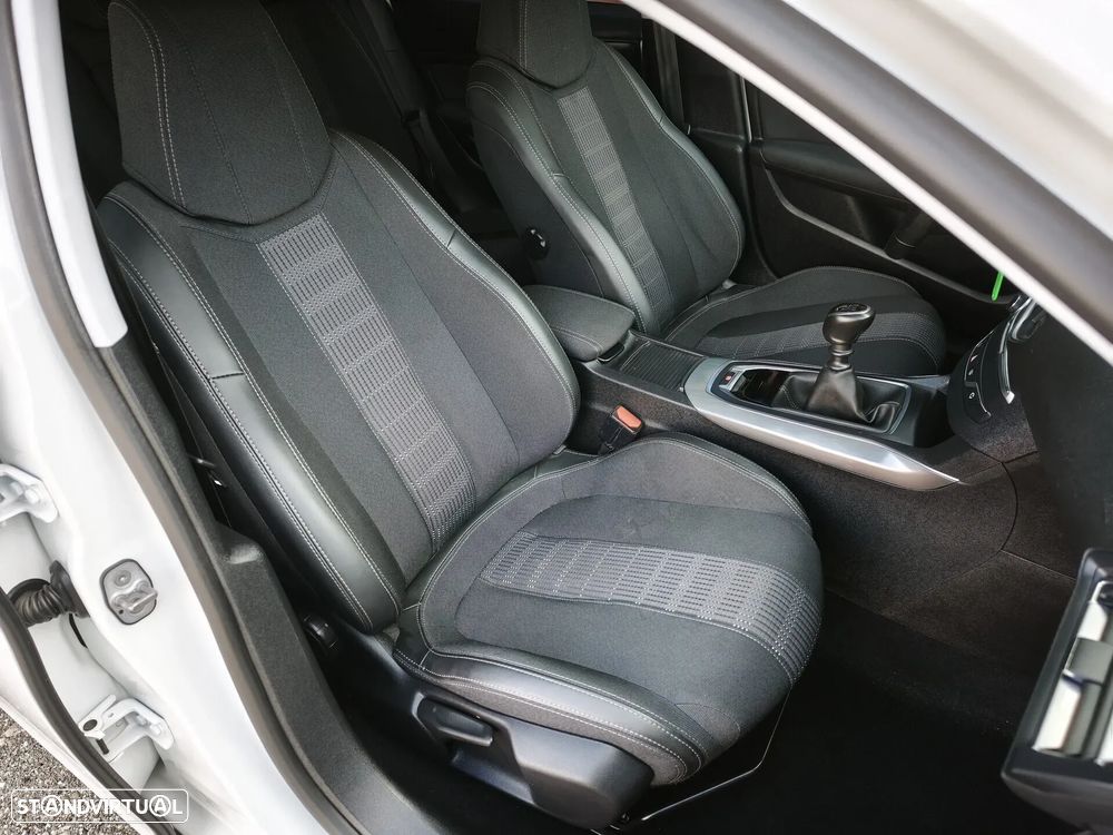 Peugeot 308 PureTech 130 Allure Pack - 19