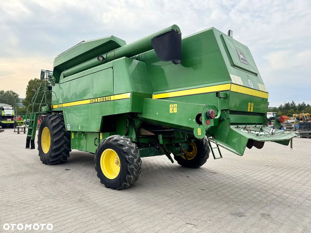 John Deere 2266 - 9