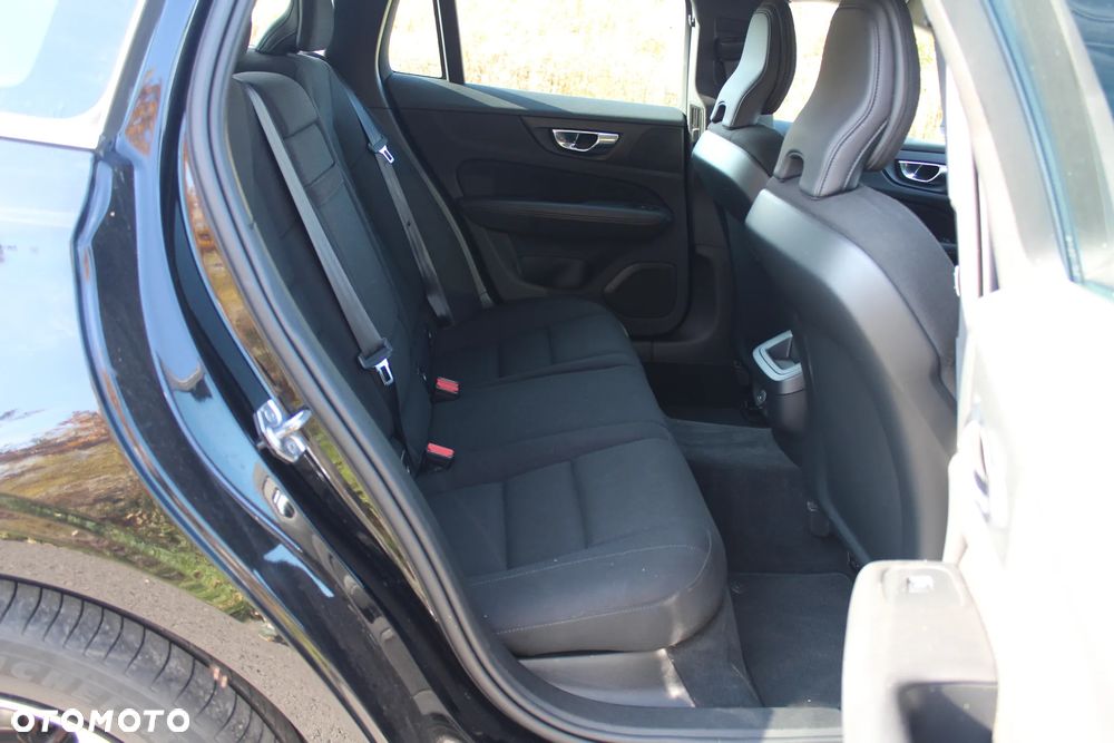 Volvo V60 D3 Geartronic Momentum Pro - 14