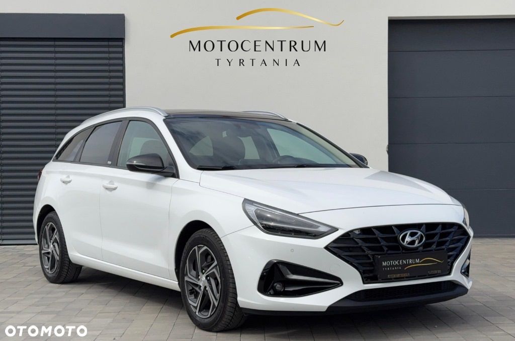 Hyundai i30 Kombi 1.6 CRDI DCT Passion Plus - 1