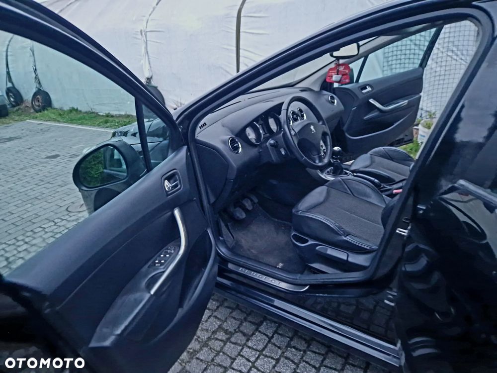Peugeot 308 2.0 HDi Premium Plus - 11