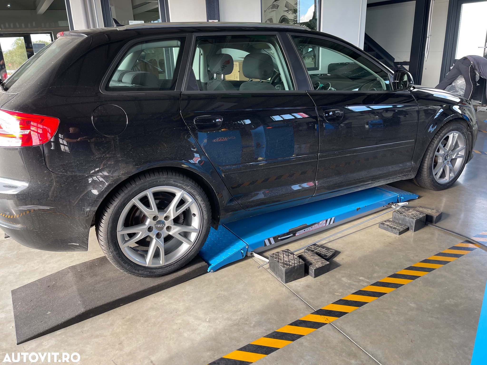 Jante BMW X1 , X2, originale, noi, anvelope iarnă noi Pirelli - 9