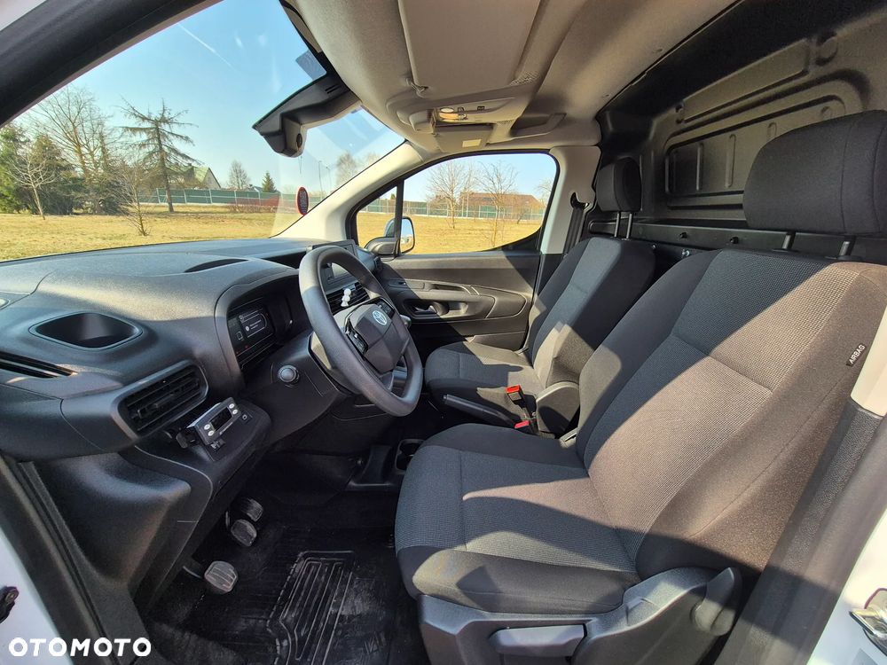 Toyota PROACE CITY - 25