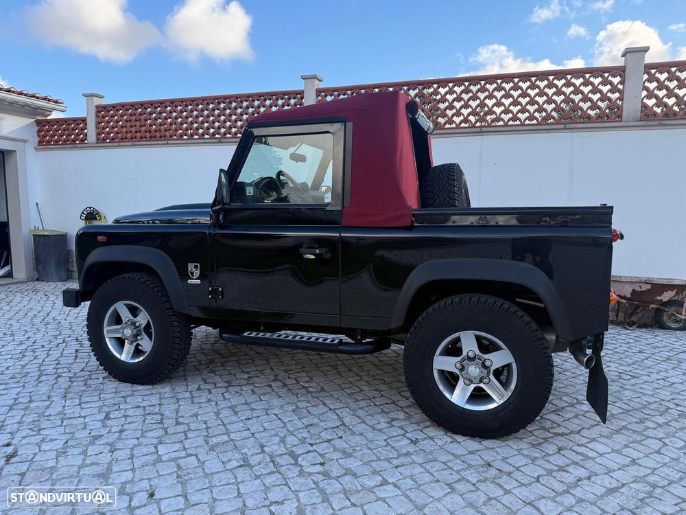 Land Rover Defender 90 DPF Soft Top E - 19