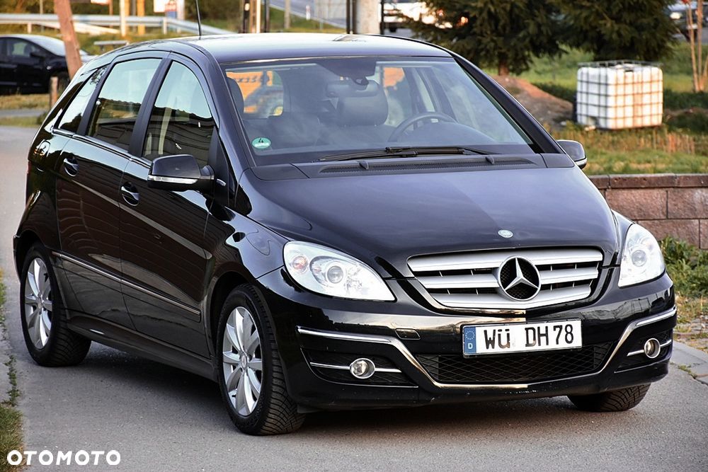 Mercedes-Benz Klasa B 180 BlueEFFICIENCY SPORT EDITION - 1