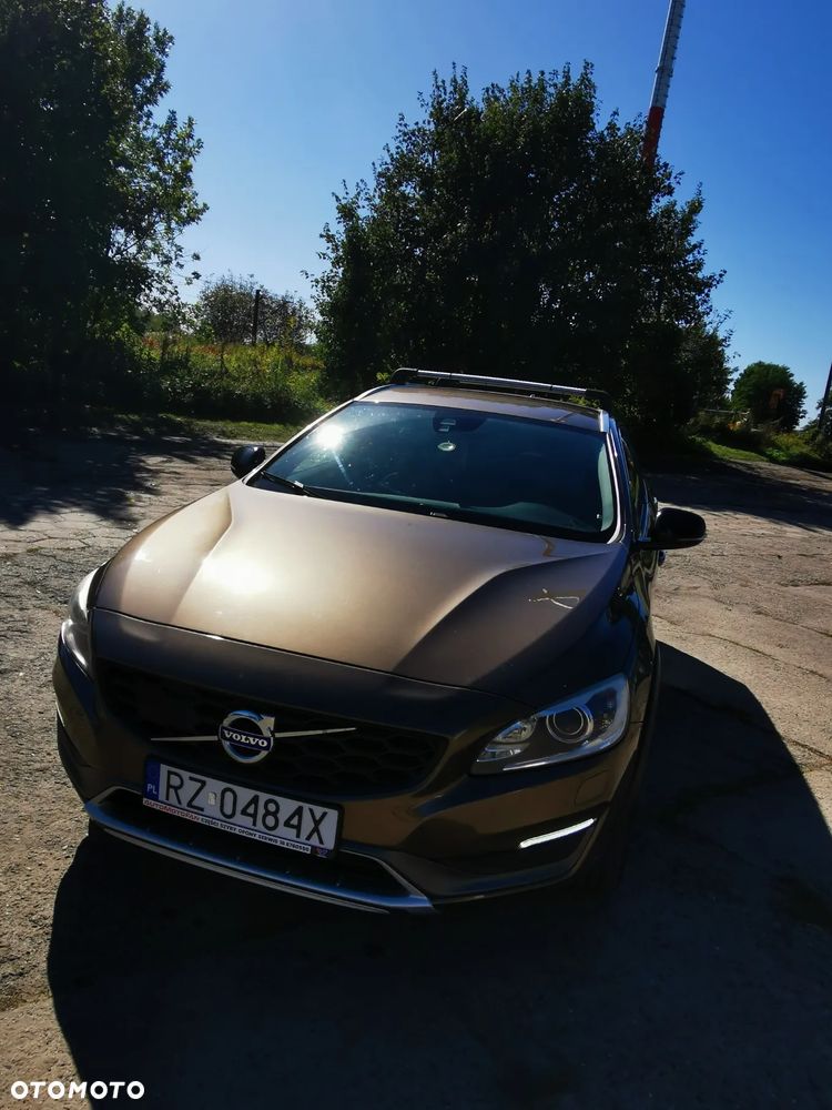 Volvo V60 Cross Country D4 AWD Geartronic Summum - 13