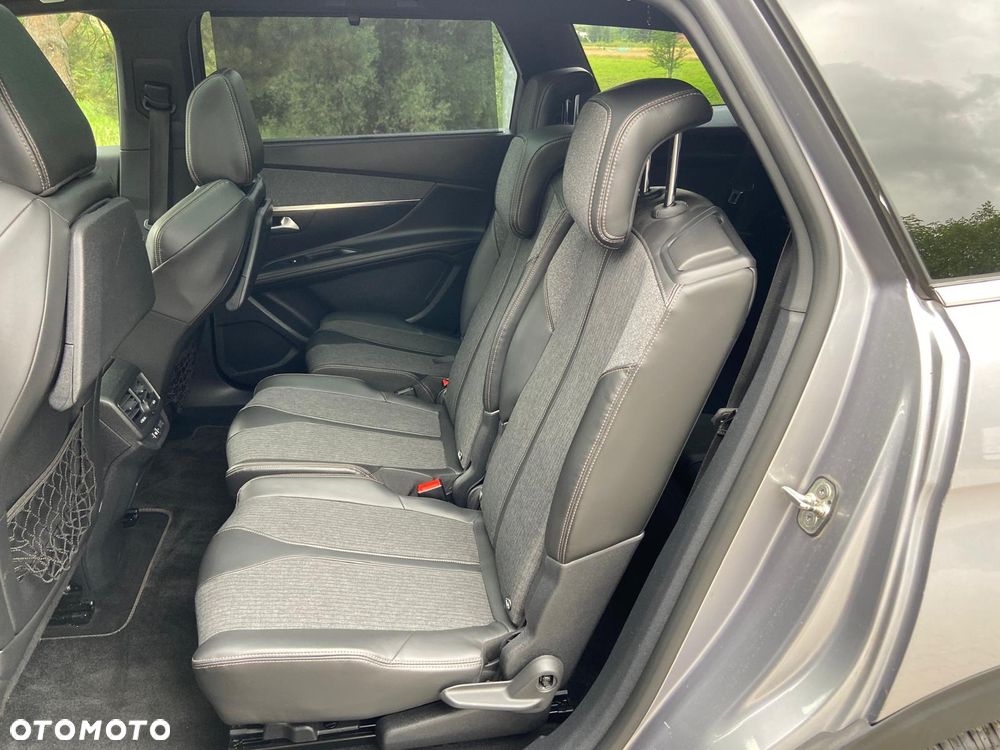 Peugeot 5008 - 11