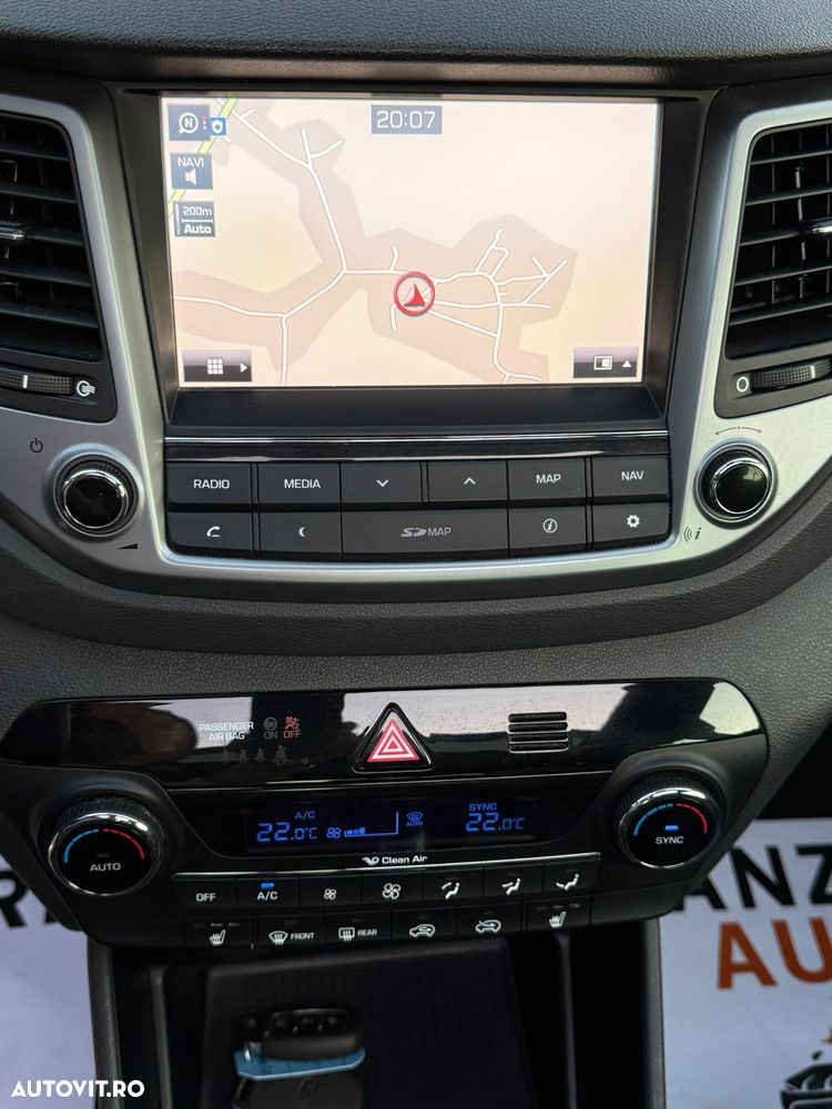 Hyundai Tucson blue 1.7 CRDi 2WD Style - 12