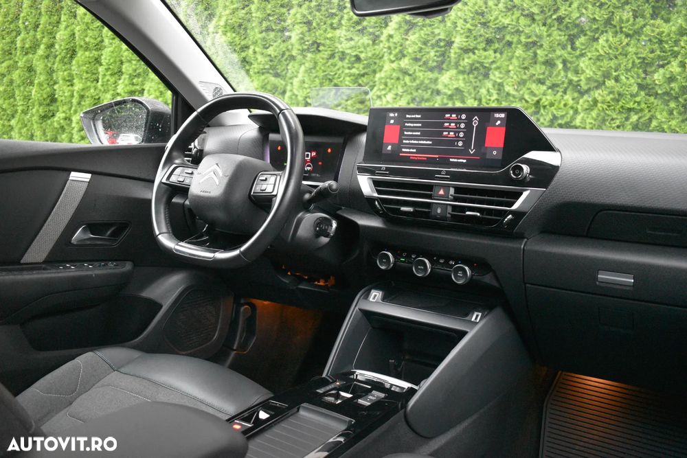 Citroën C4 BlueHDi 130 Stop&Start EAT8 SHINE - 4