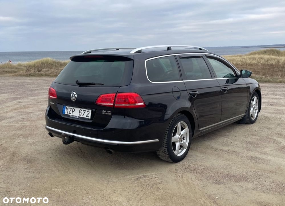 Volkswagen Passat Variant 2.0 TDI 4Motion DSG BlueMotion Tech R-Line - 3