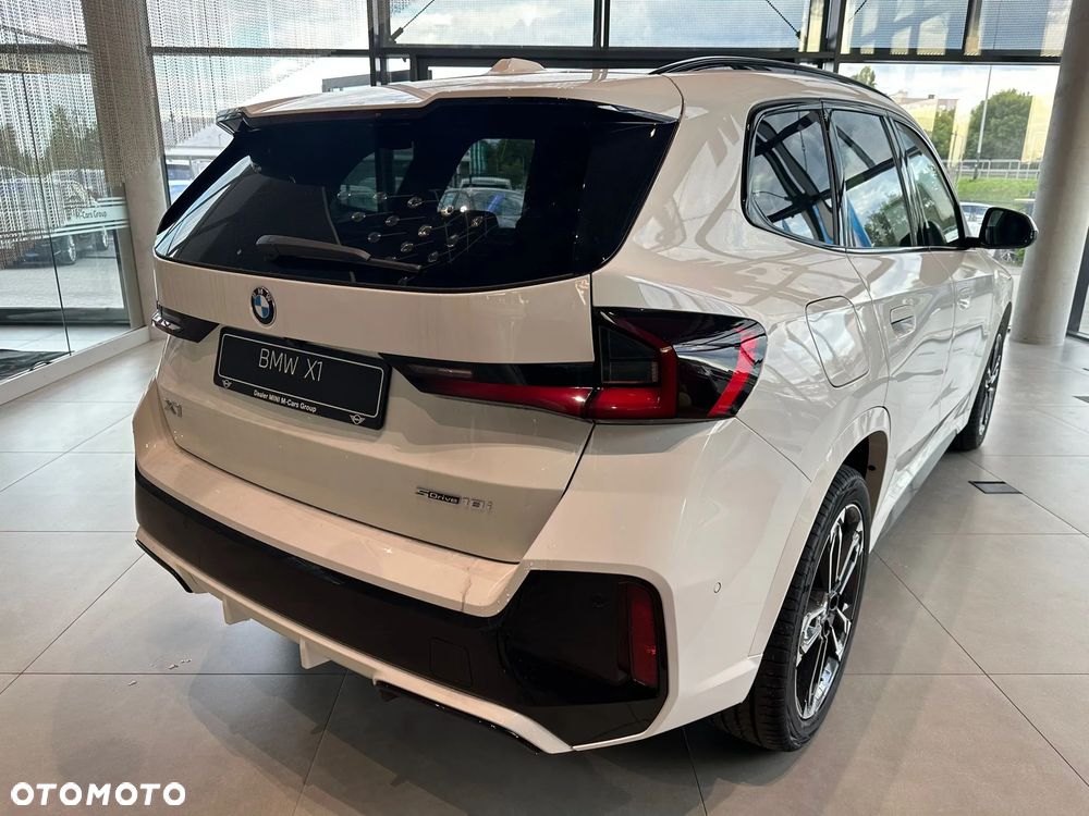 BMW X1 sDrive18i xLine - 7