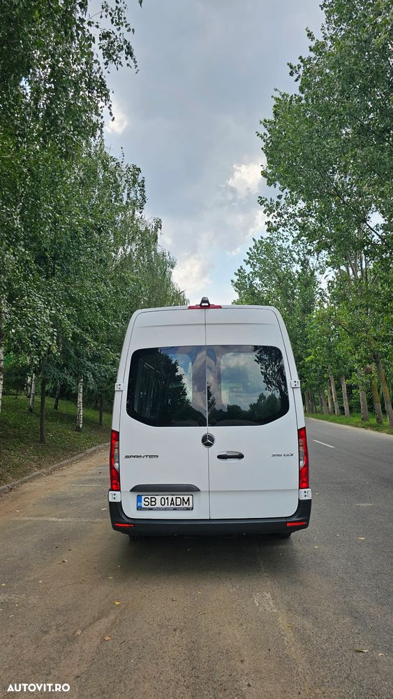 Mercedes-Benz Sprinter - 5