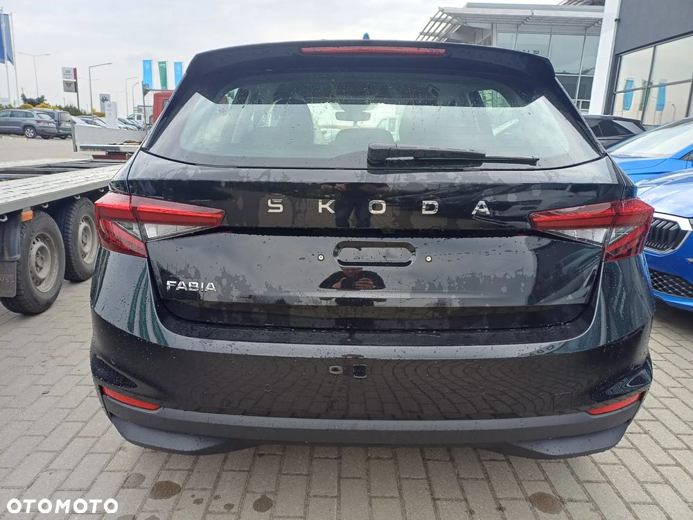 Skoda Fabia 1.0 TSI Drive DSG - 6