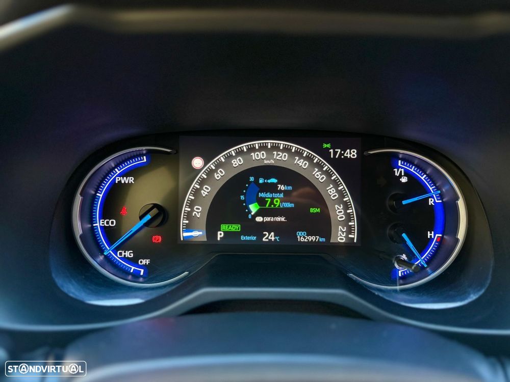 Toyota RAV4 2.5 HDF Black Edition - 14