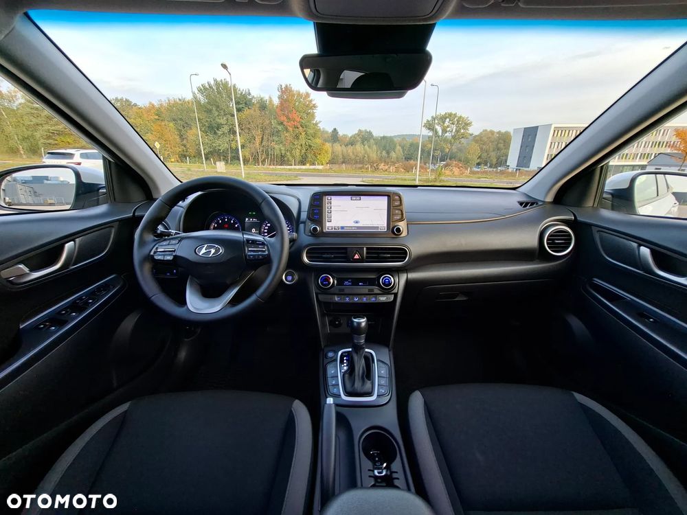 Hyundai Kona - 17