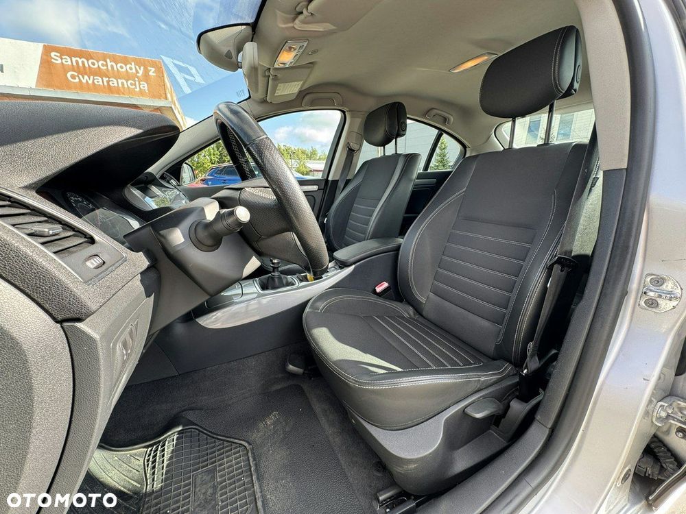 Renault Laguna dCi 110 FAP Limited - 15