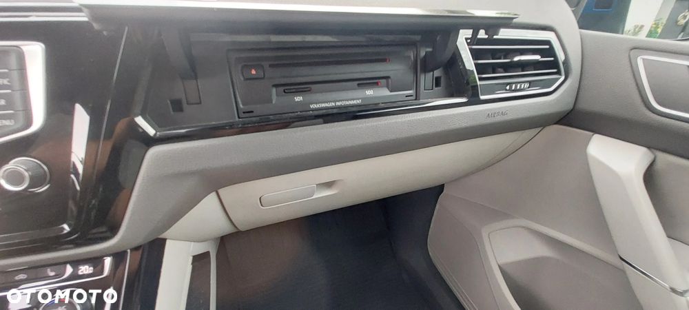 Volkswagen Touran 2.0 TDI BMT Comfortline DSG - 15