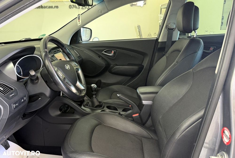 Hyundai ix35 - 12