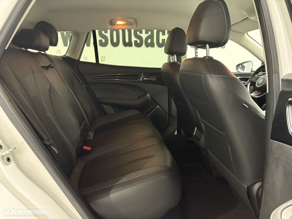 MG MG5 61 kWh Luxury - 13