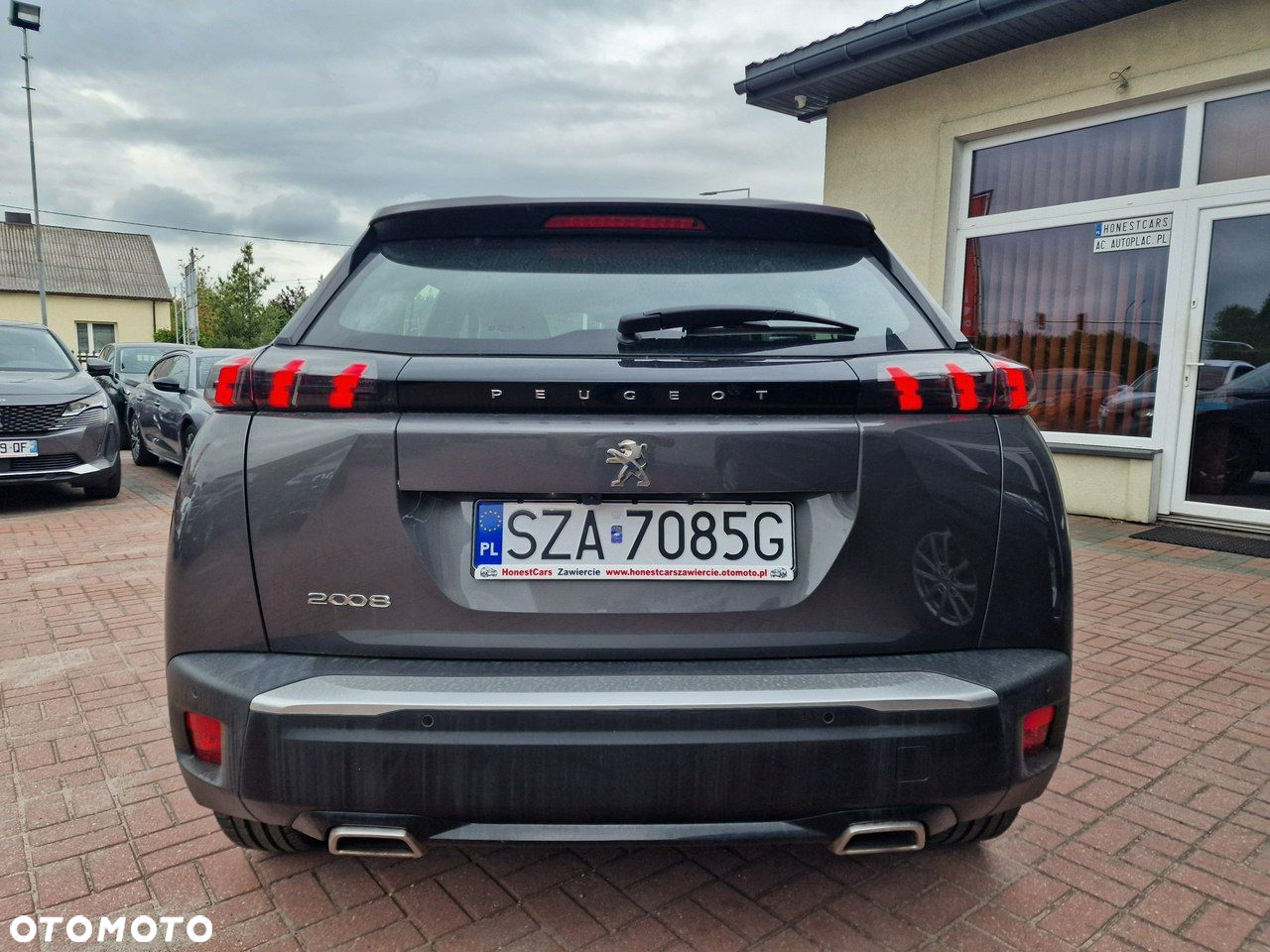 Peugeot 2008 1.2 PureTech Active Pack S&S EAT8 - 7