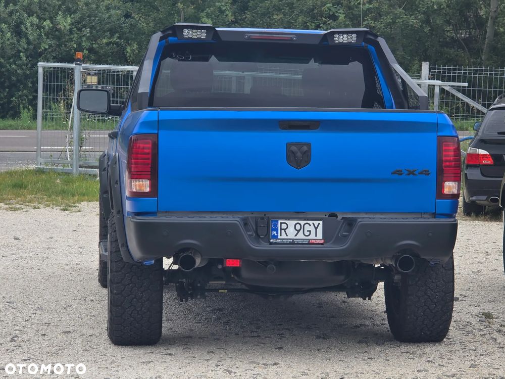 Dodge RAM 1500 5.7 4x4 - 5
