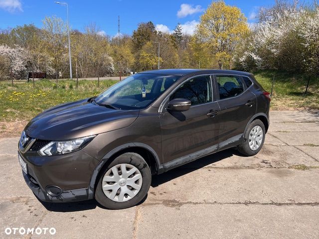 Nissan Qashqai - 1