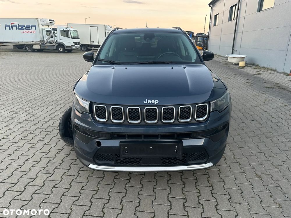 Jeep Compass - 2