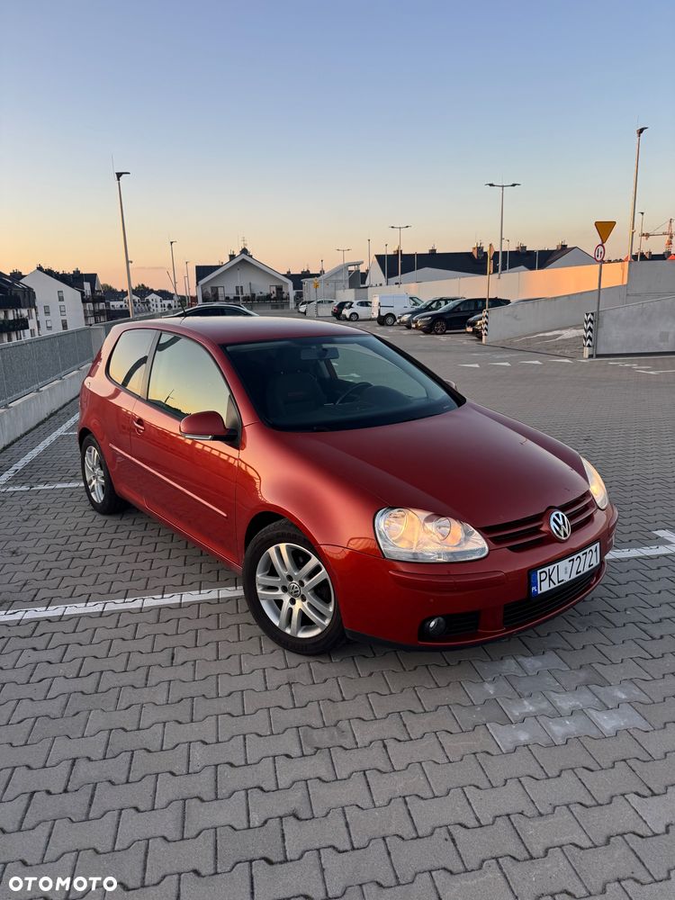 Volkswagen Golf - 5