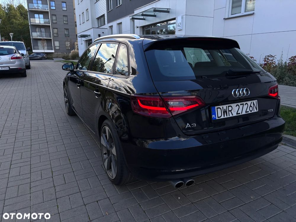 Audi A3 Sportback 2.0 TDI Ambiente - 4