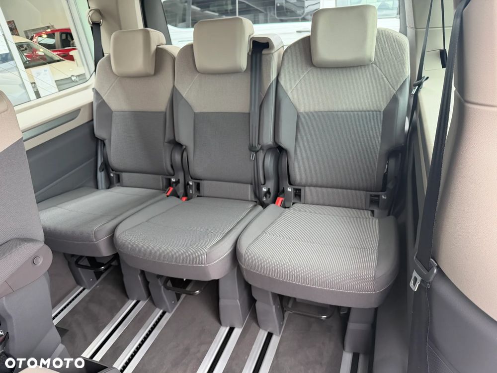 Volkswagen Multivan 2.0 TDI L2 Life DSG - 9