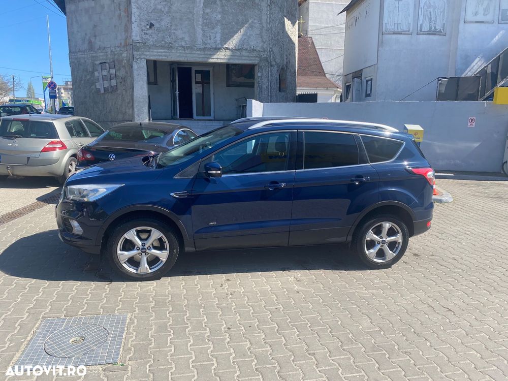 Ford Kuga 1.5 EcoBoost 4WD Aut. Trend - 3