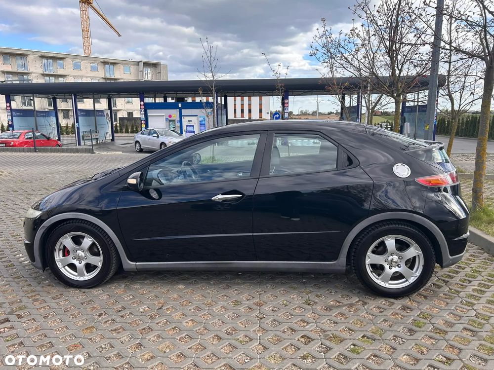 Honda Civic 1.8 Comfort - 9