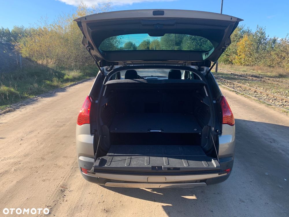 Peugeot 3008 1.6 HDi Premium - 11