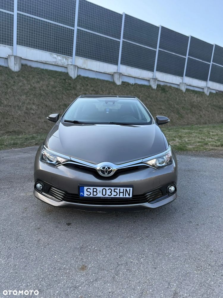 Toyota Auris 1.2 Turbo Executive - 1