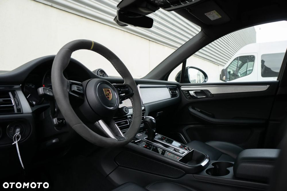 Porsche Macan S - 14