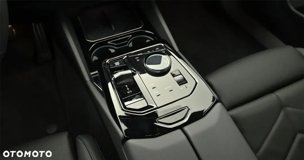 BMW Seria 5 520d mHEV M Sport - 6